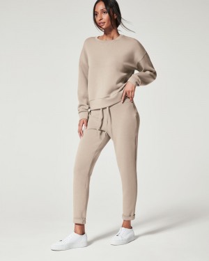 Kalhoty Spanx AirEssentials Tapered Béžový | 9450687-FX