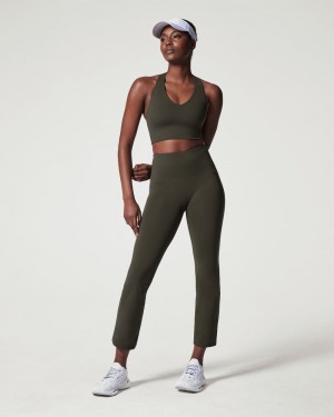 Kalhoty Spanx Booty Boost® Active Ankle Flare Olivy Zelené | 5734918-WF