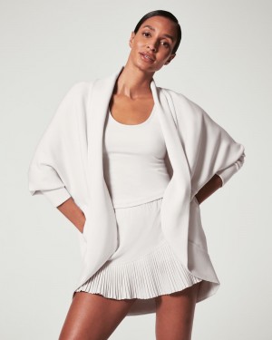 Topy Spanx AirEssentials Cocoon Světle Šedé | 1392076-JM