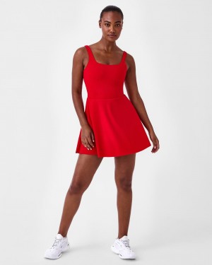 Šaty Spanx The Get Moving Square Neck Tank, 30.5" Červené | 7382056-PK