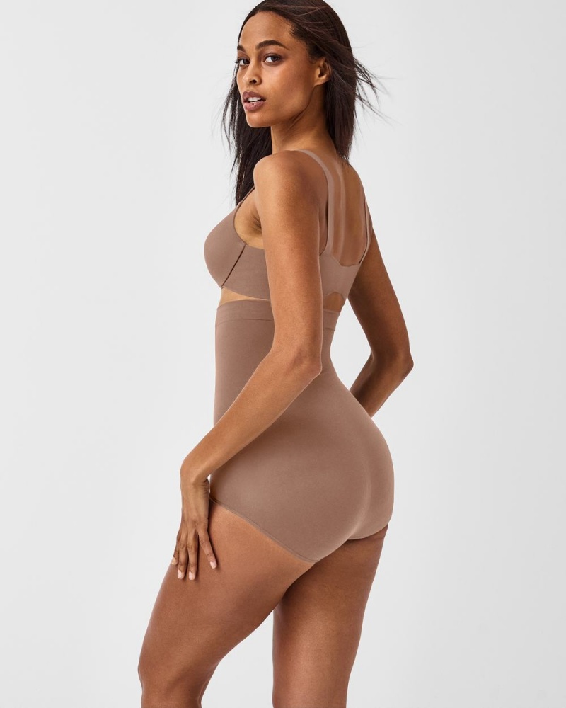 Kalhotky Spanx Higher Power Cafe Au Lait | 1879032-DY
