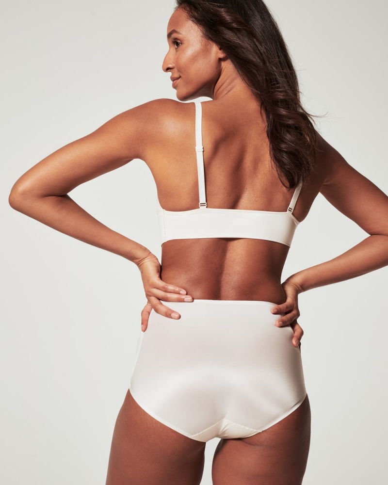 Kalhotky Spanx Shaping Satin Béžový | 6307915-HR