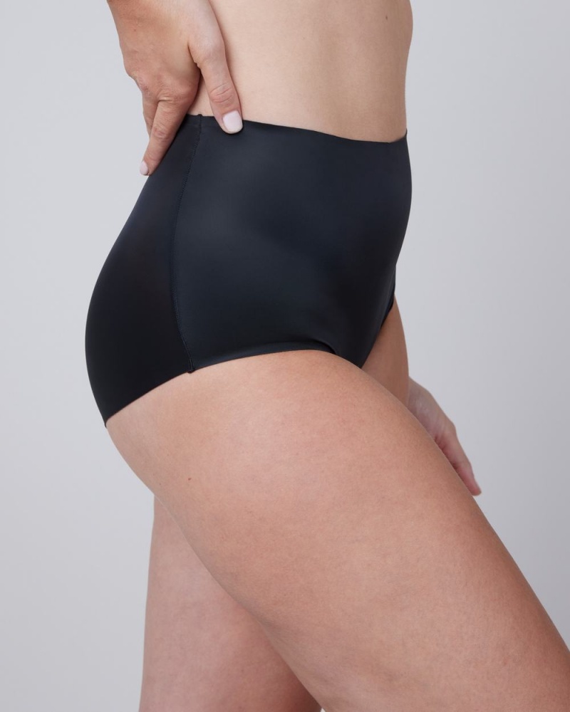 Kalhotky Spanx Shaping Satin Černé | 9845326-AZ