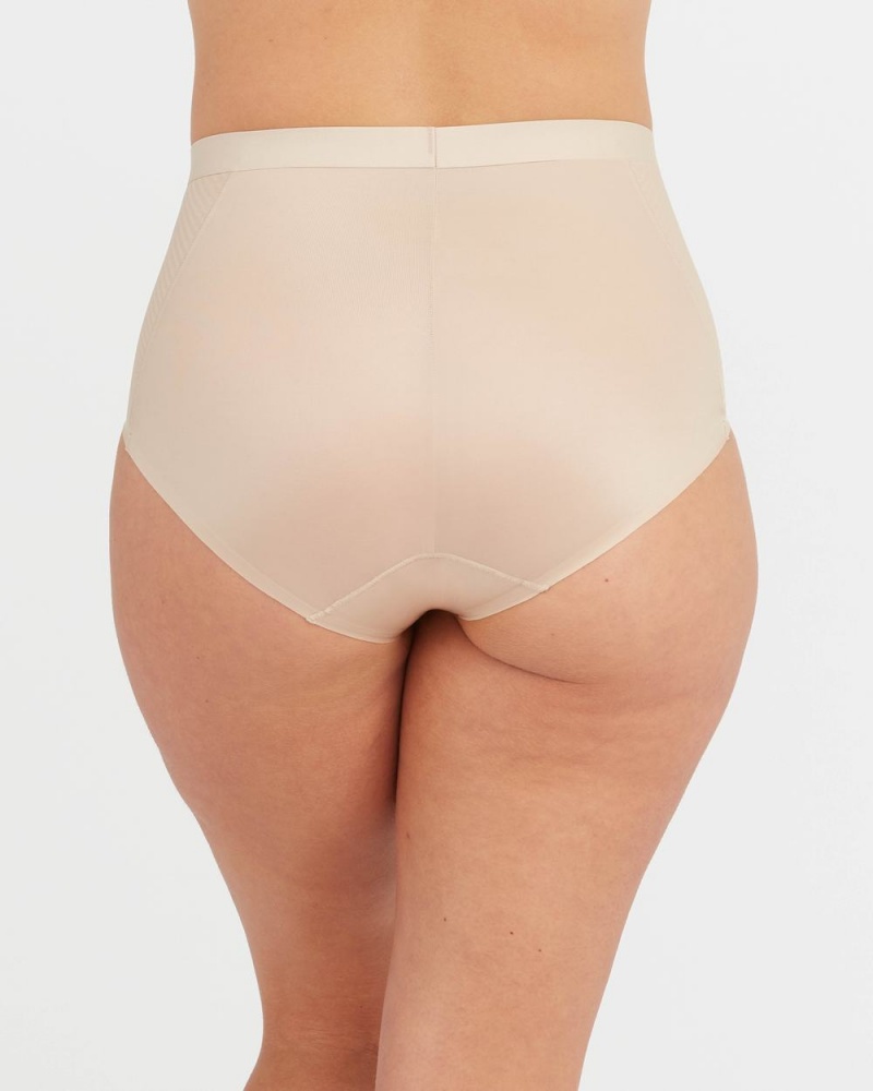 Kalhotky Spanx Thinstincts® 2.0 Béžový | 7458391-JA