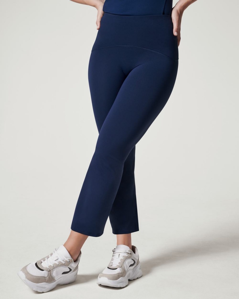 Kalhoty Spanx Booty Boost® Active Ankle Flare Tmavě Blankyt | 0749582-AN
