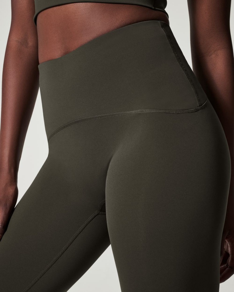 Kalhoty Spanx Booty Boost® Active Ankle Flare Olivy Zelené | 5734918-WF