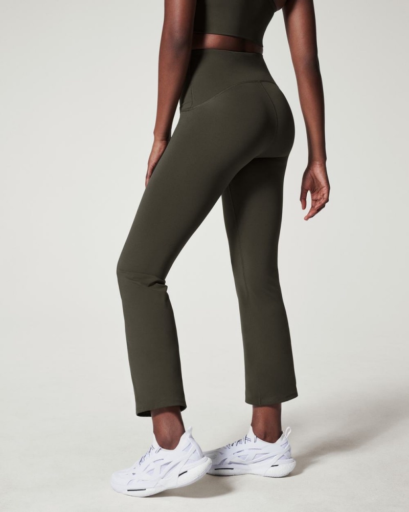 Kalhoty Spanx Booty Boost® Active Ankle Flare Olivy Zelené | 5734918-WF