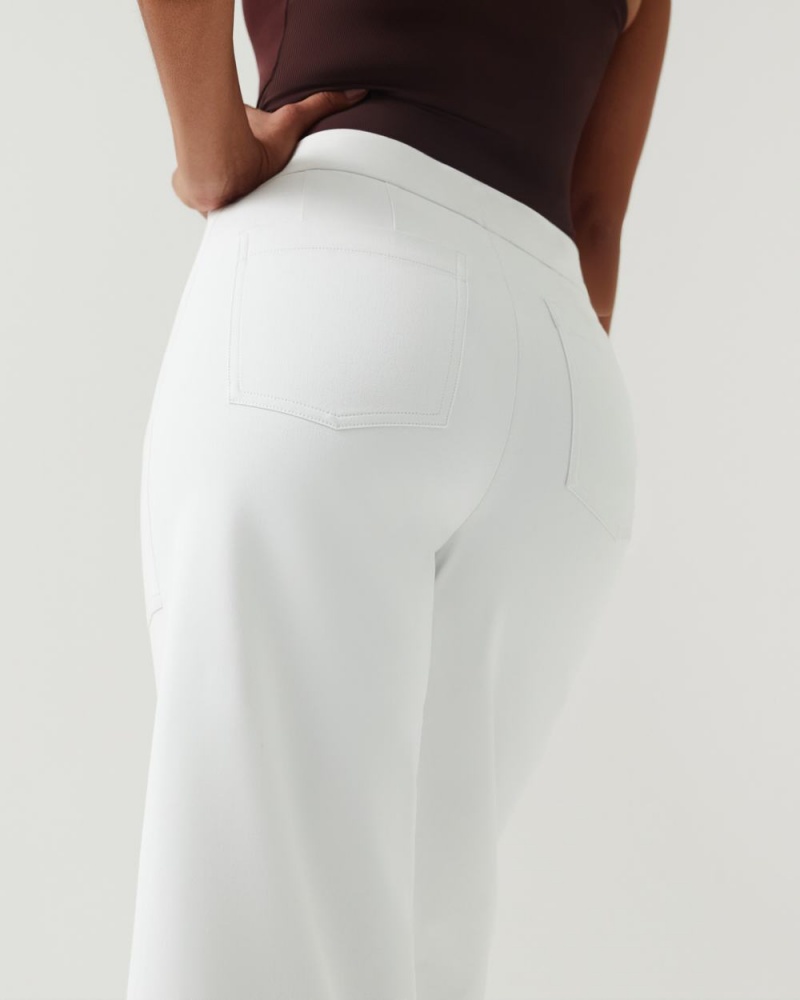Kalhoty Spanx On-the-Go Široké Leg Pant with Ultimate Opacity Technologie Bílé | 7235619-IN