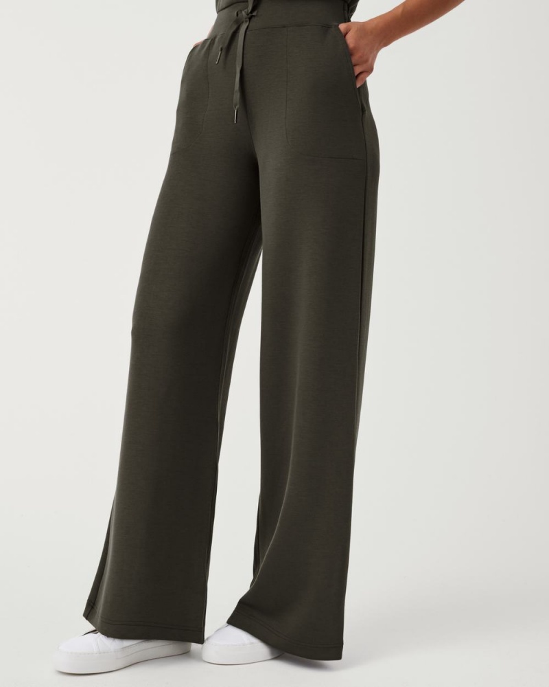 Kombinéza Spanx AirEssentials Olivy Zelené | 8360179-TC