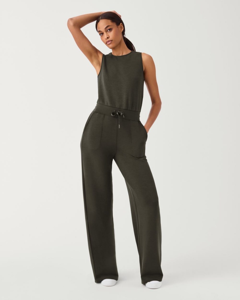 Kombinéza Spanx AirEssentials Olivy Zelené | 8360179-TC