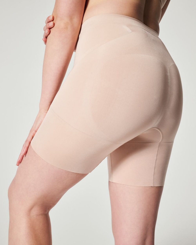 Kraťasy Spanx OnCore Mid-Thigh Béžový | 1204653-AK