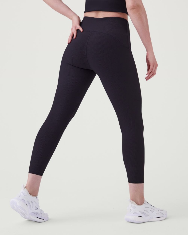 Legíny Spanx Booty Boost® Active Contour Rib 7/8 Černé | 7580963-XB