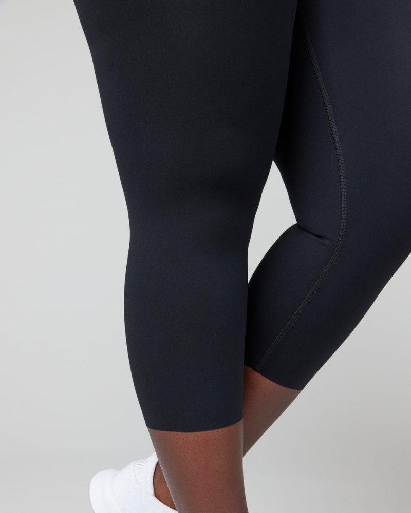 Legíny Spanx Booty Boost® Active Cropped Černé | 6473852-TB