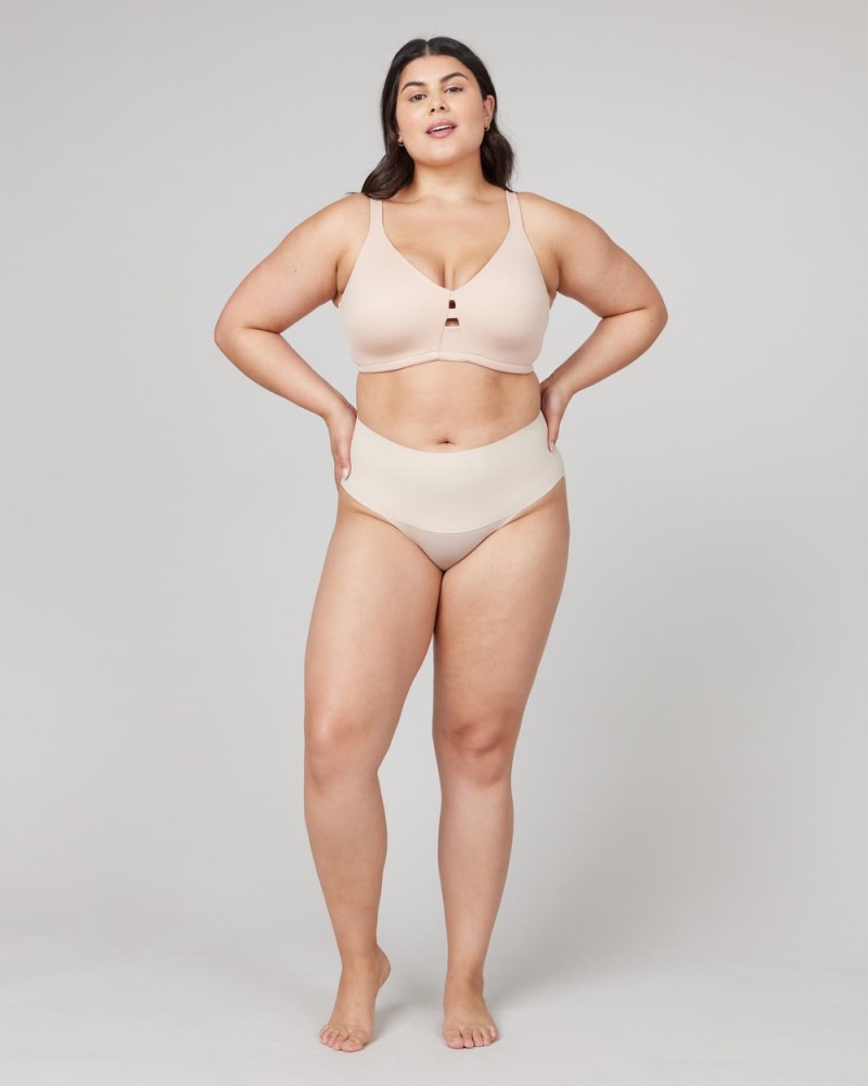 Podprsenky Spanx Low Profile Wireless Minimizer Béžový | 1853790-CM