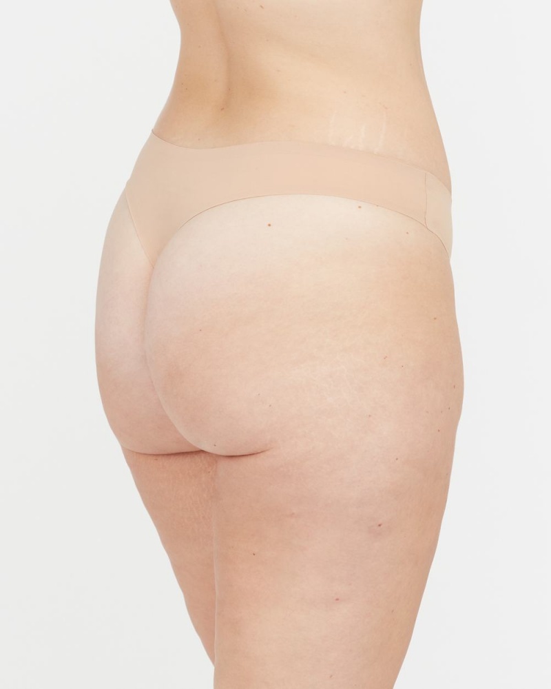 Tanga Spanx Ahhh-llelujah® ‘Fit to You’ Béžový | 2058739-AT