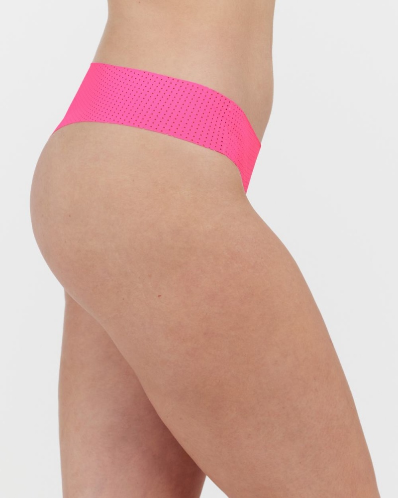 Tanga Spanx Under Statements® Růžové | 1379805-OI