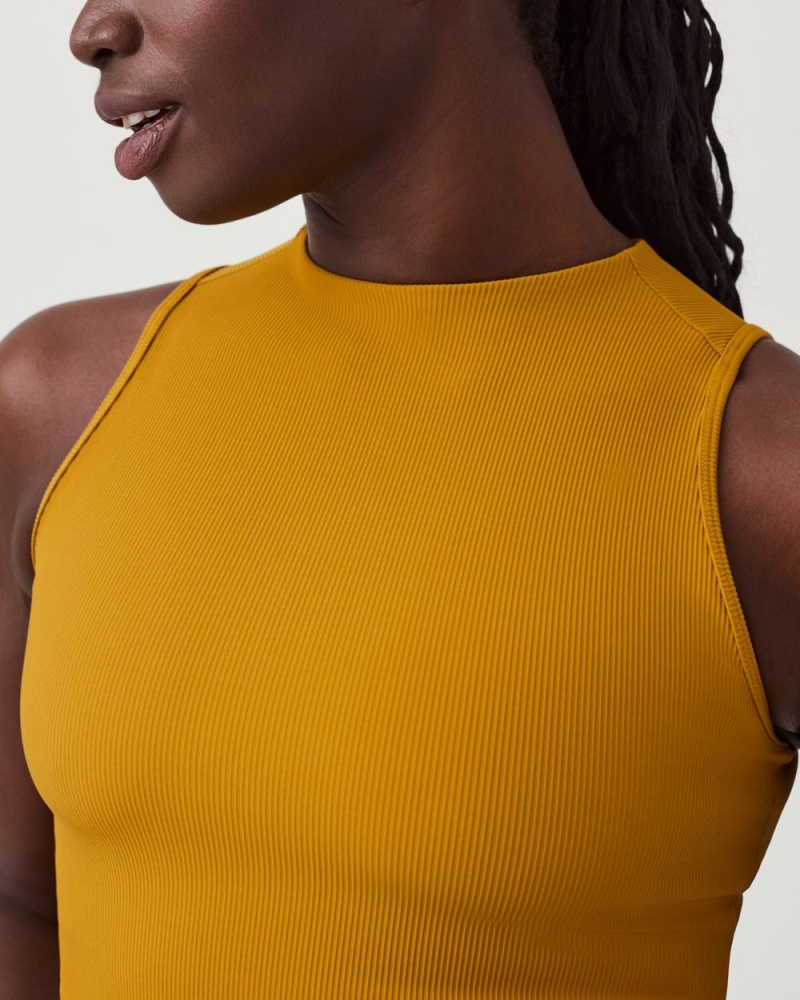 Topy Spanx Contour Rib Mock Neck Crop Oranžové Hořčice | 9237405-PO