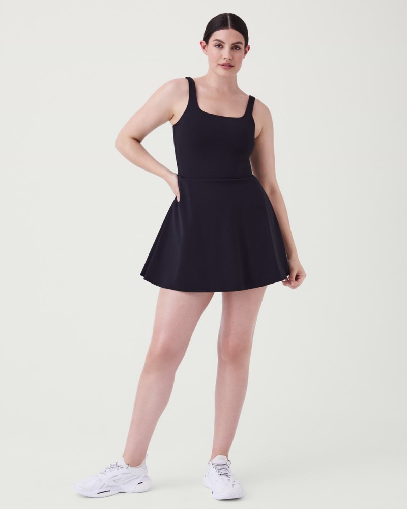 Šaty Spanx The Get Moving Square Neck Tank, 30.5\